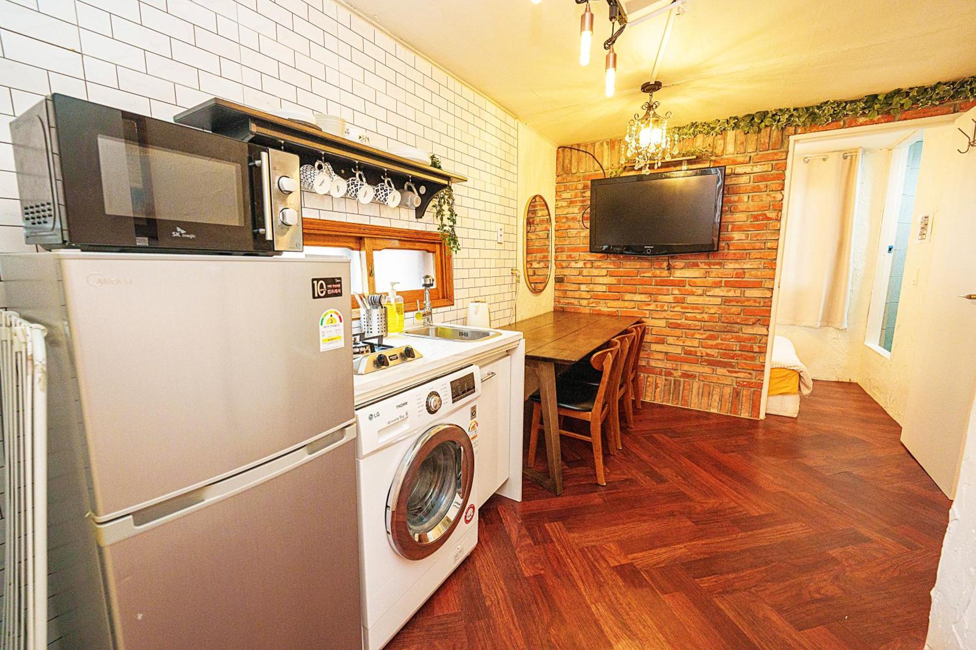 Apartemen 3-gu&anne House Hongdae 6room & 4bath House *