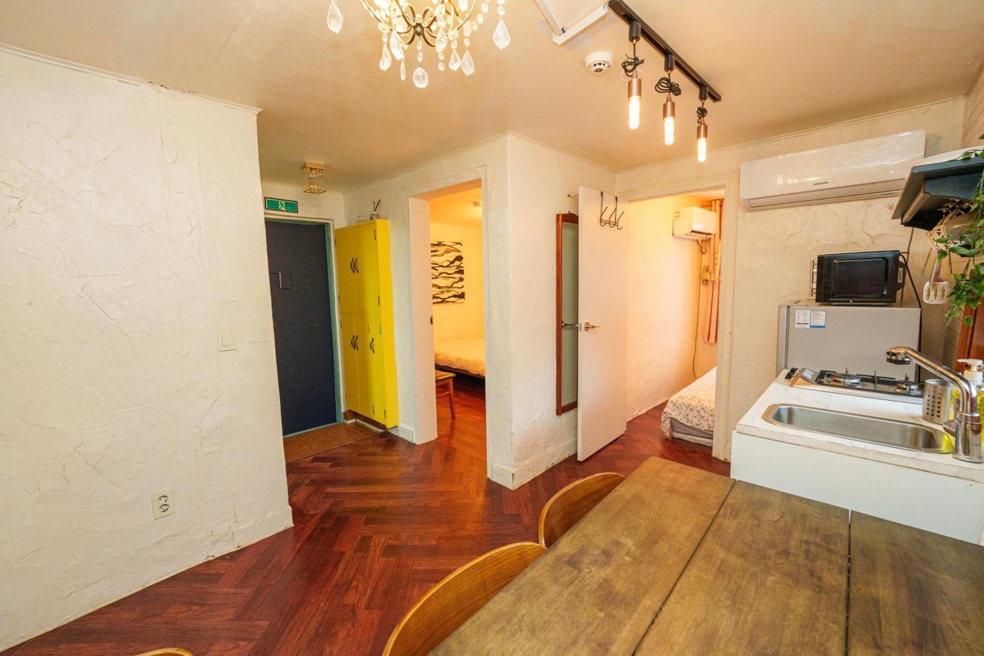 3-gu&anne House Hongdae 6room & 4bath House Apartemen
