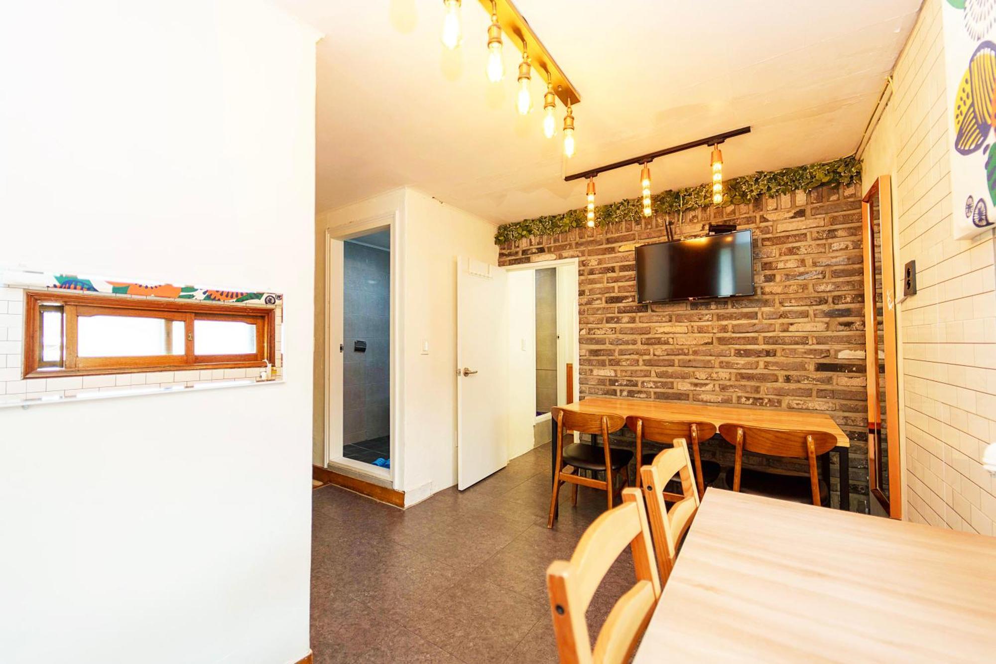 Apartemen 3-gu&anne House Hongdae 6room & 4bath House *