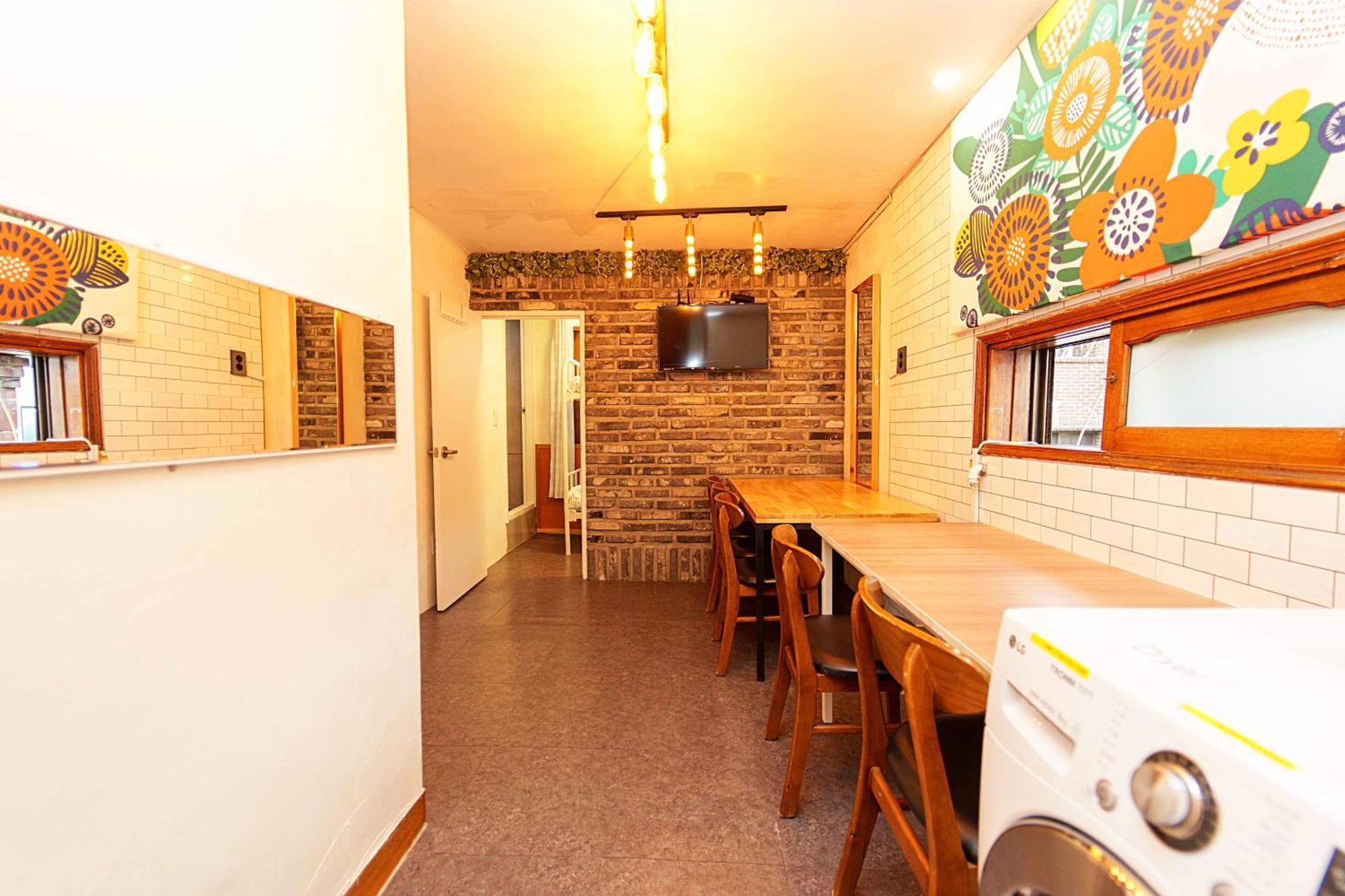 Apartemen 3-gu&anne House Hongdae 6room & 4bath House